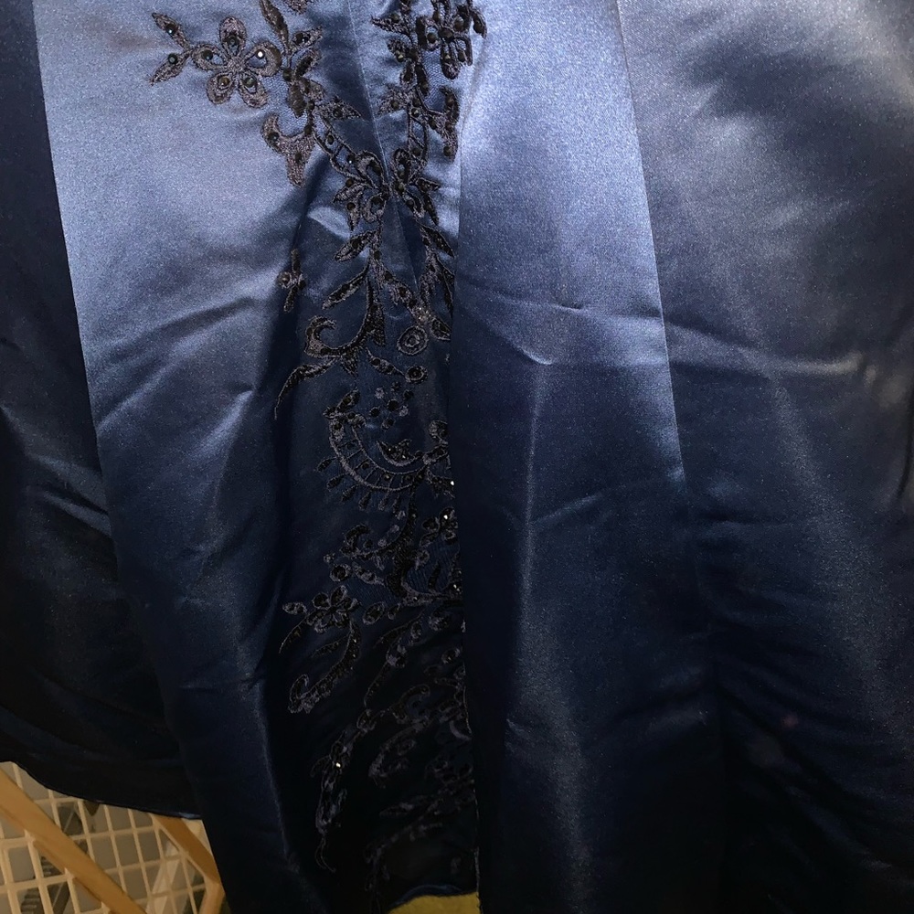 Mori Lee Size 1/2 Navy Blue Prom Dress - Picture 8 of 12